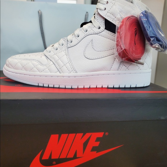 Jordan 1 Charlotte promo 1/300 - Picture 5 of 6